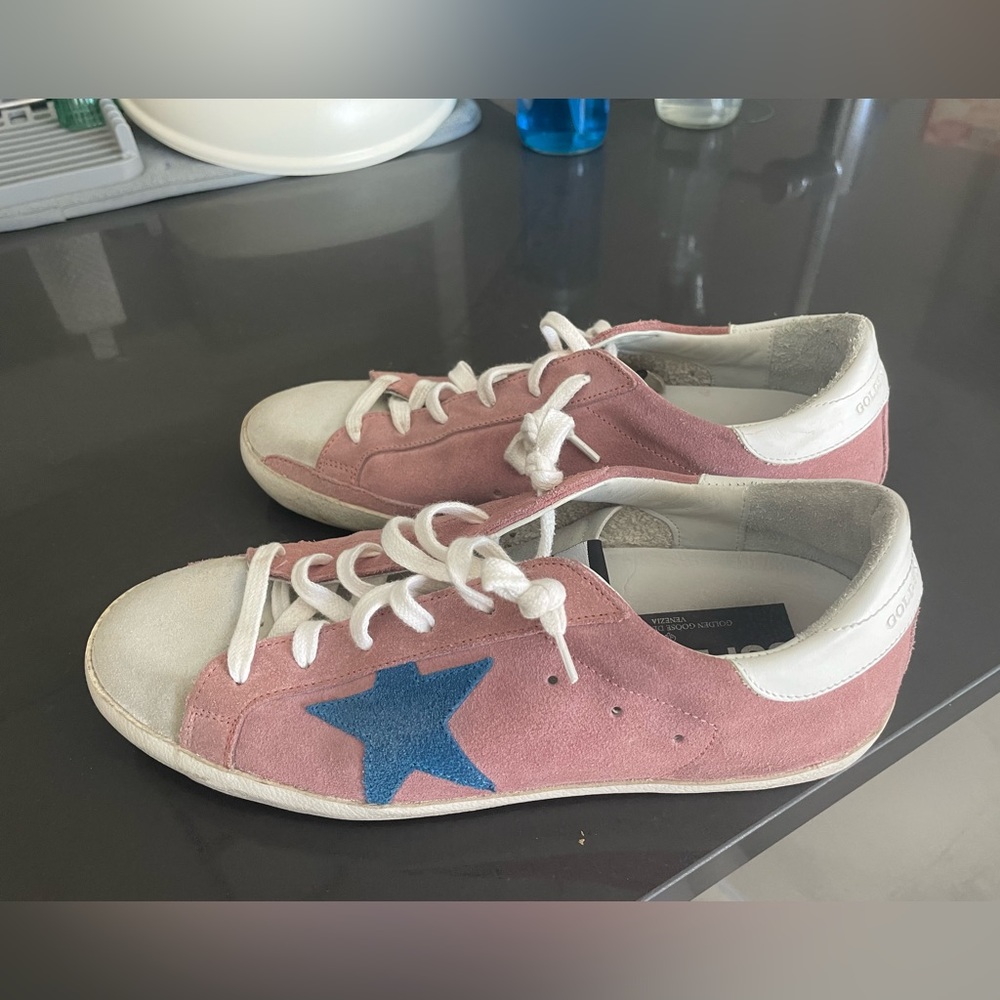 LIKE NEW GOLDEN GOOSE